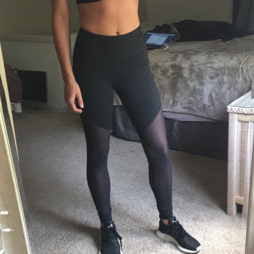 VICTORIA SPORT Knockout Victoria’s Secret Legging